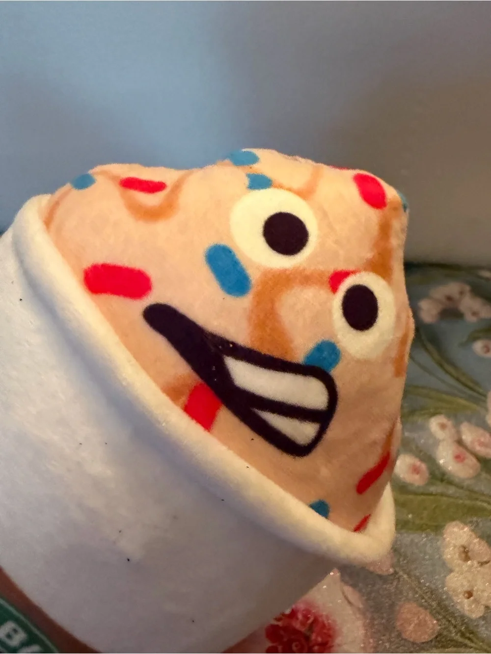 Plush Mocha Spoonable Toy - Pink Sprinkle